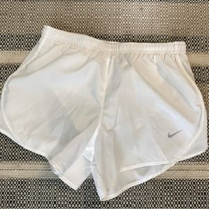 LIKE NEW Girls Nike Dri Fit Running Shorts White Size M